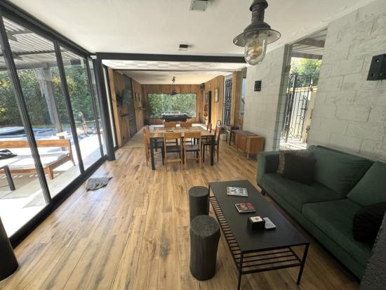 Moderna Casa en Boulevares