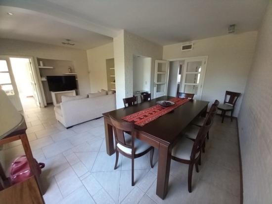 Venta de Hermosa Casa en La Delfina