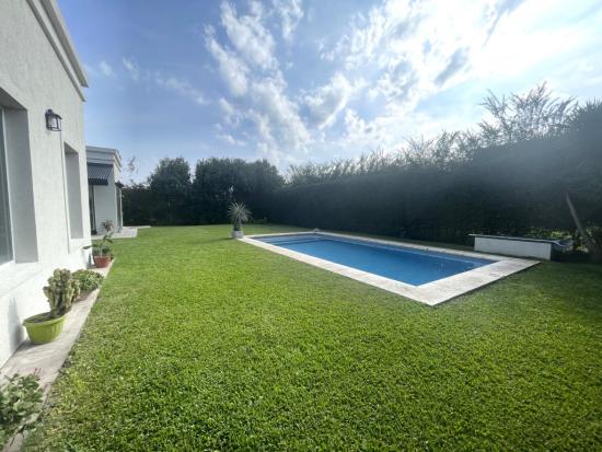 Oportunidad Casa Haras - Los Robles