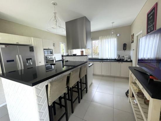 Oportunidad Casa Haras - Los Robles