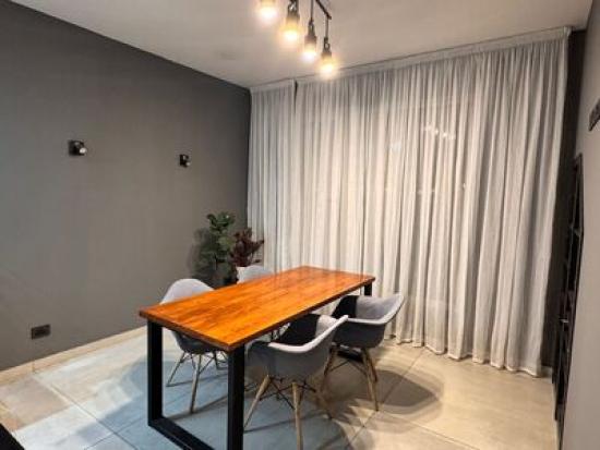 Excelente Casa en Alquiler en Barrio El Naudir, Escobar