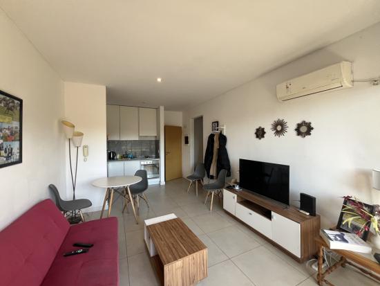 ¡Oportunidad! Departamento de 2 ambientes en Villa del Lago