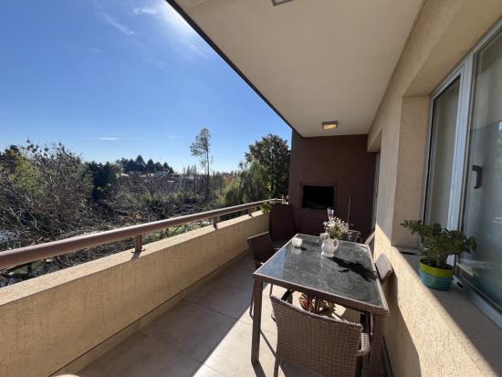 ¡Oportunidad! Departamento de 2 ambientes en Villa del Lago