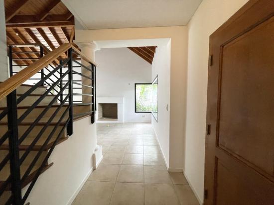 Venta con Renta - Barrio Cerrado La Pradera