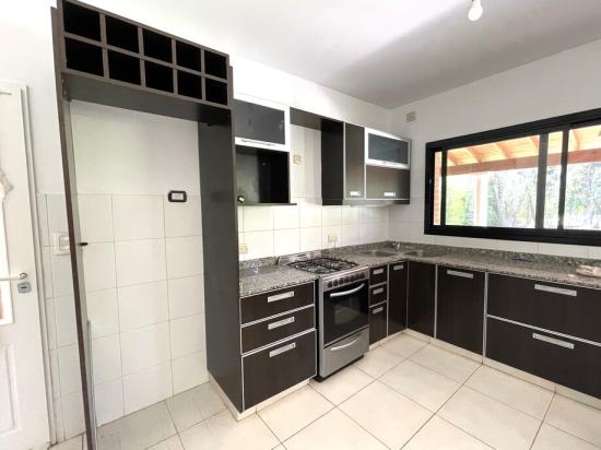 Venta con Renta - Barrio Cerrado La Pradera