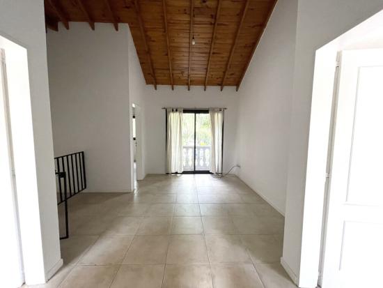 Venta con Renta - Barrio Cerrado La Pradera