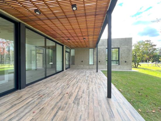 Moderna Casa en El Carmel