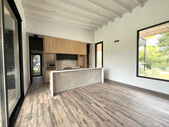 Moderna Casa en El Carmel