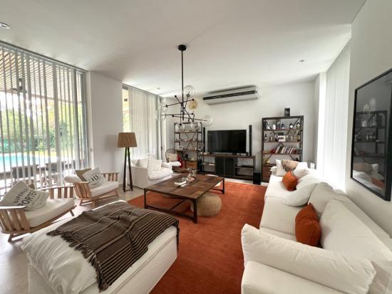 Moderna Casa en El Carmel