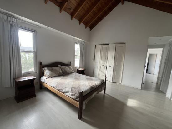 Casa en Alquiler Amoblado - La Delfina