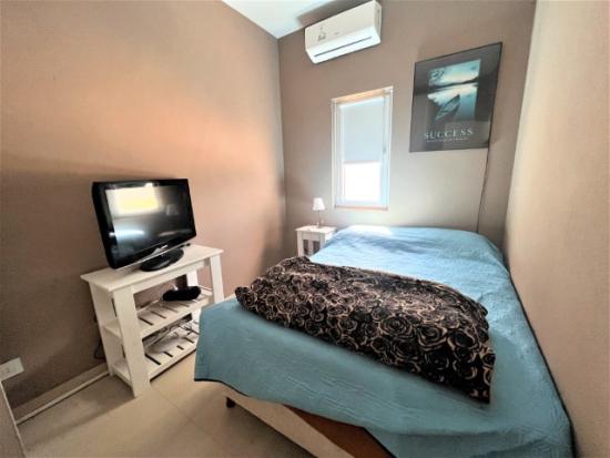 Casa en Alquiler Amoblado - Barrio San Benito, Villanueva