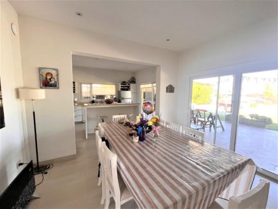 Casa en Alquiler Amoblado - Barrio San Benito, Villanueva
