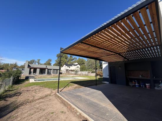 Casa a la Venta en Santa Clara - Manzanares, Pilar