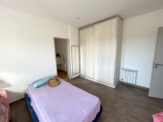 Amplia Casa en Santa Emilia
