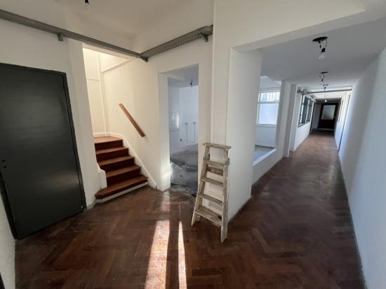 Venta luminoso Dúplex de 10 ambientes en San Telmo - CABA