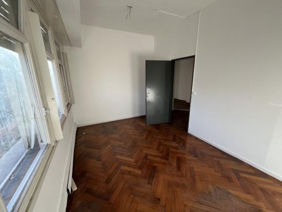 Luminosa Oficina tipo Loft en San Telmo - CABA