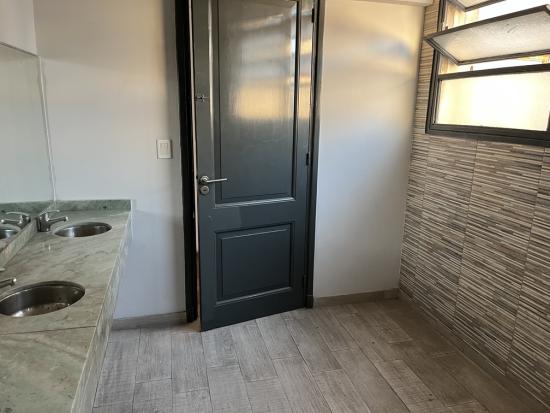 Luminosa Oficina tipo Loft en San Telmo - CABA