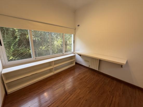 Alquiler Casa en Haras - Barrio Eucaliptos