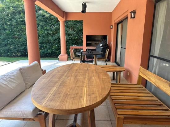 Muy linda Casa en La Lomada