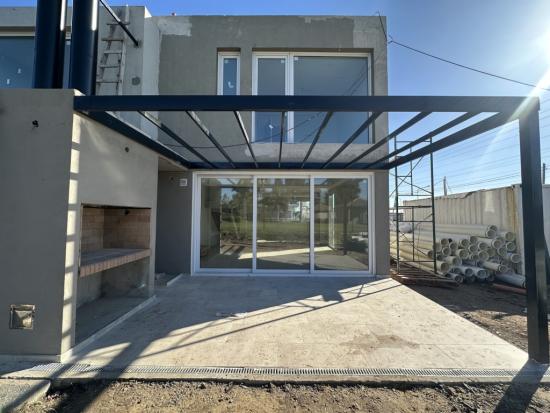 Desarrollo Aldeana Pilar - townhouses