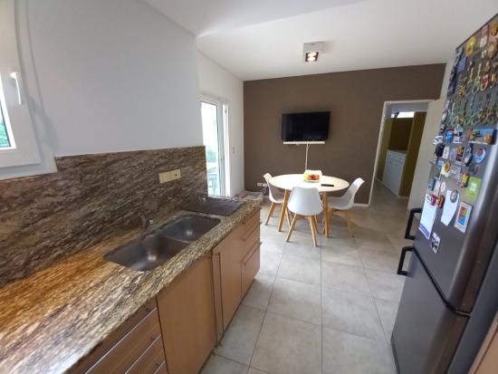 Muy Linda Casa en La Delfina
