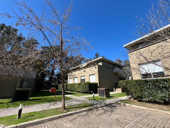 Departamento en Alquiler - Bosque Alto