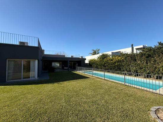 Casa en Venta - Los Tacos II