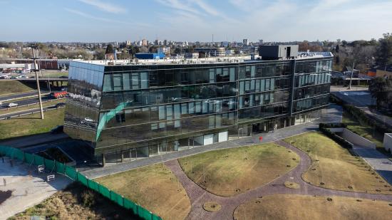 Excelente Oficina en Venta en Edificio Meridiano