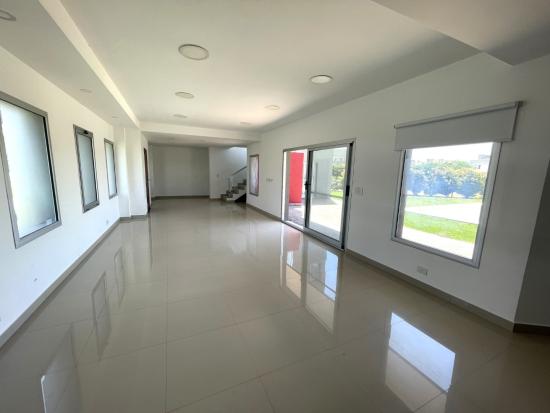 Venta Casa en Haras - Los Robles