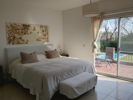 Casa en Alquiler - Estancias del Pilar