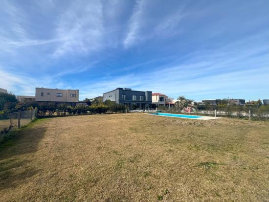 A Estrenar Casa en Altos de Campo Grande