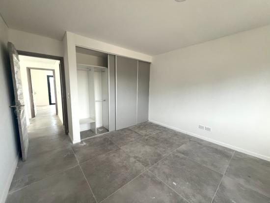 A Estrenar Casa en Altos de Campo Grande