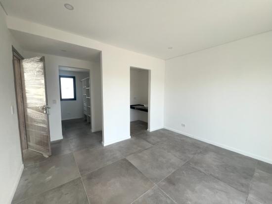 A Estrenar Casa en Altos de Campo Grande
