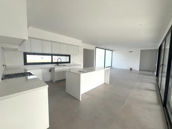 A Estrenar Casa en Altos de Campo Grande