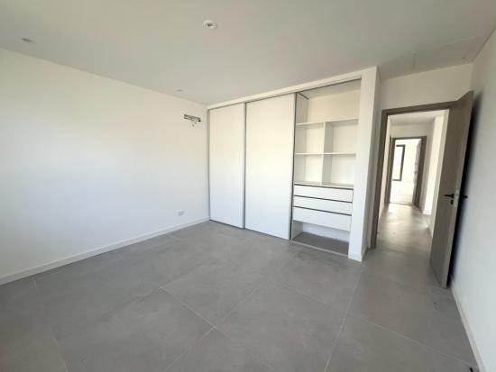 A Estrenar Casa en Altos de Campo Grande
