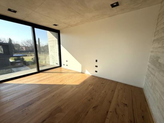 Moderna Casa en El Candil