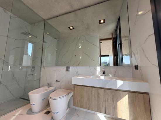 Moderna Casa en El Candil