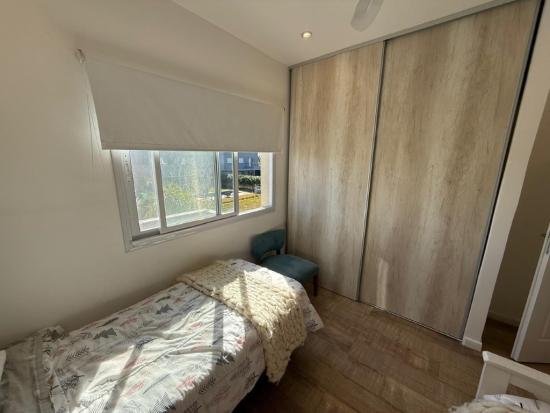 Impecable Casa en Santa Lucia - Pilar del Este 