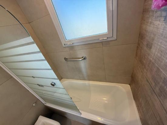 Impecable Casa en Santa Lucia - Pilar del Este 