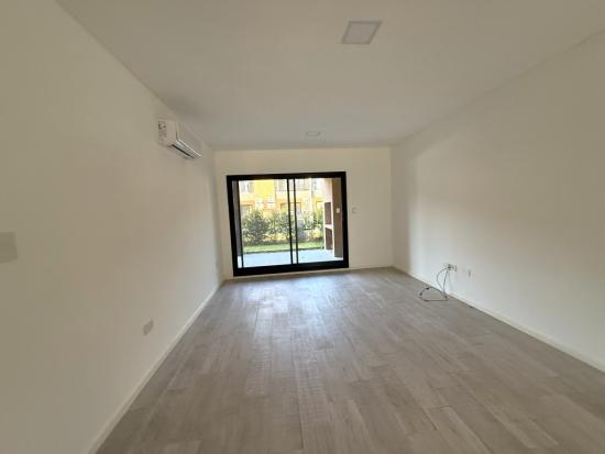 Departamento en PB en Cañada Village