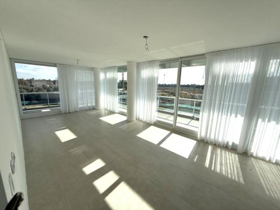 Penthouse en Alquiler - Luciérnagas Pilar