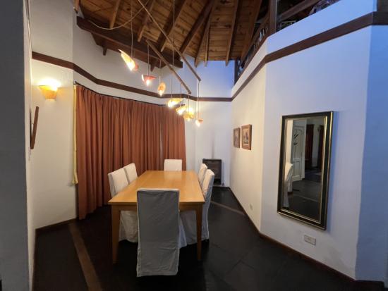 Luminosa Casa en Venta - El Carmel