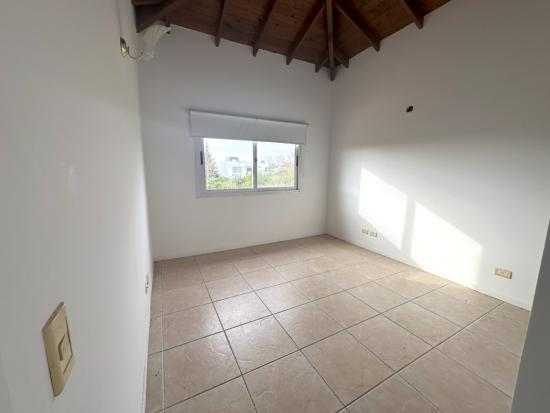 Alquiler en Santa Catalina - Villanueva