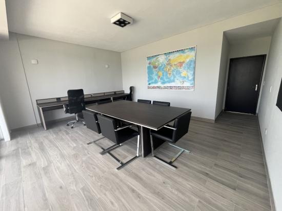 Alquiler Oficina en Legend Residences