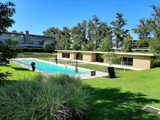 Departamento en Planta Baja en Alquiler en Bosque Alto
