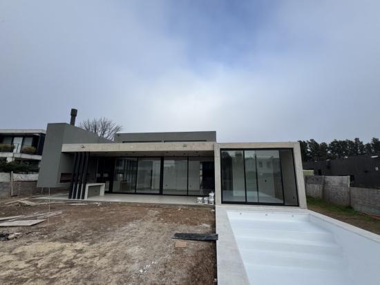 Casa A Estrenar en Pilará - La Calesa