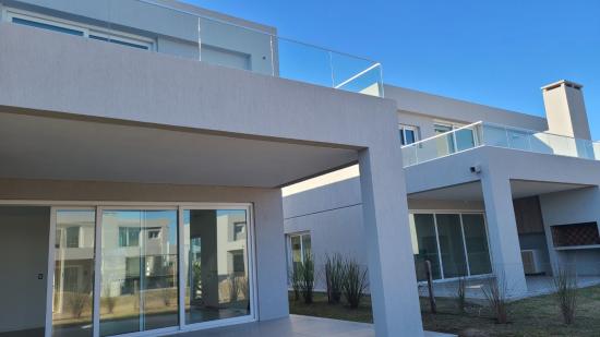 Venta de Townhouse en Pilará - La Calesa