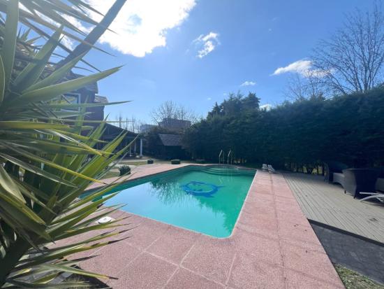 Chalet a la Venta en La Masia