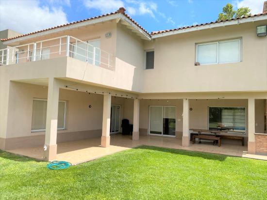 Casa en Venta - La Masía