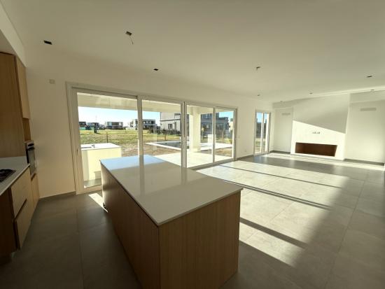 Casa A Estrenar en Puertos - Riberas